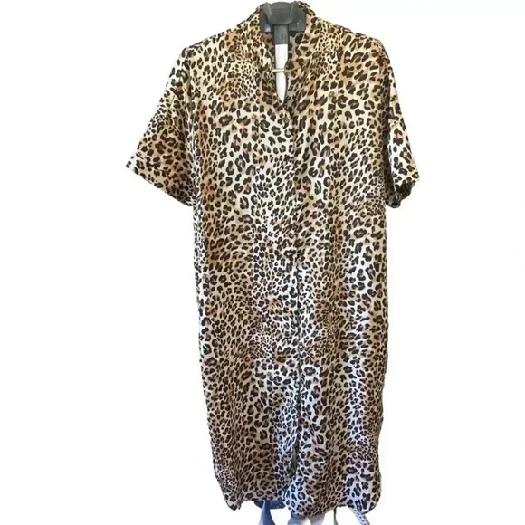 Ellison Maxi Dress Size L Animal Cheetah Print Slinky Mob Wife Comfy Button Down - Picture 3 of 9